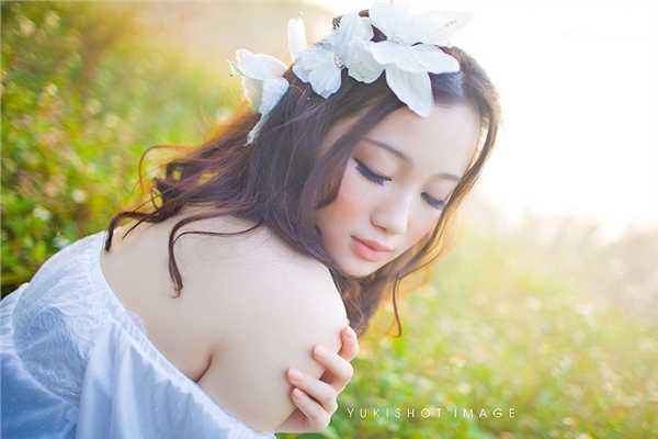 精选清纯校花户外白衣飘飘仙气十足图册