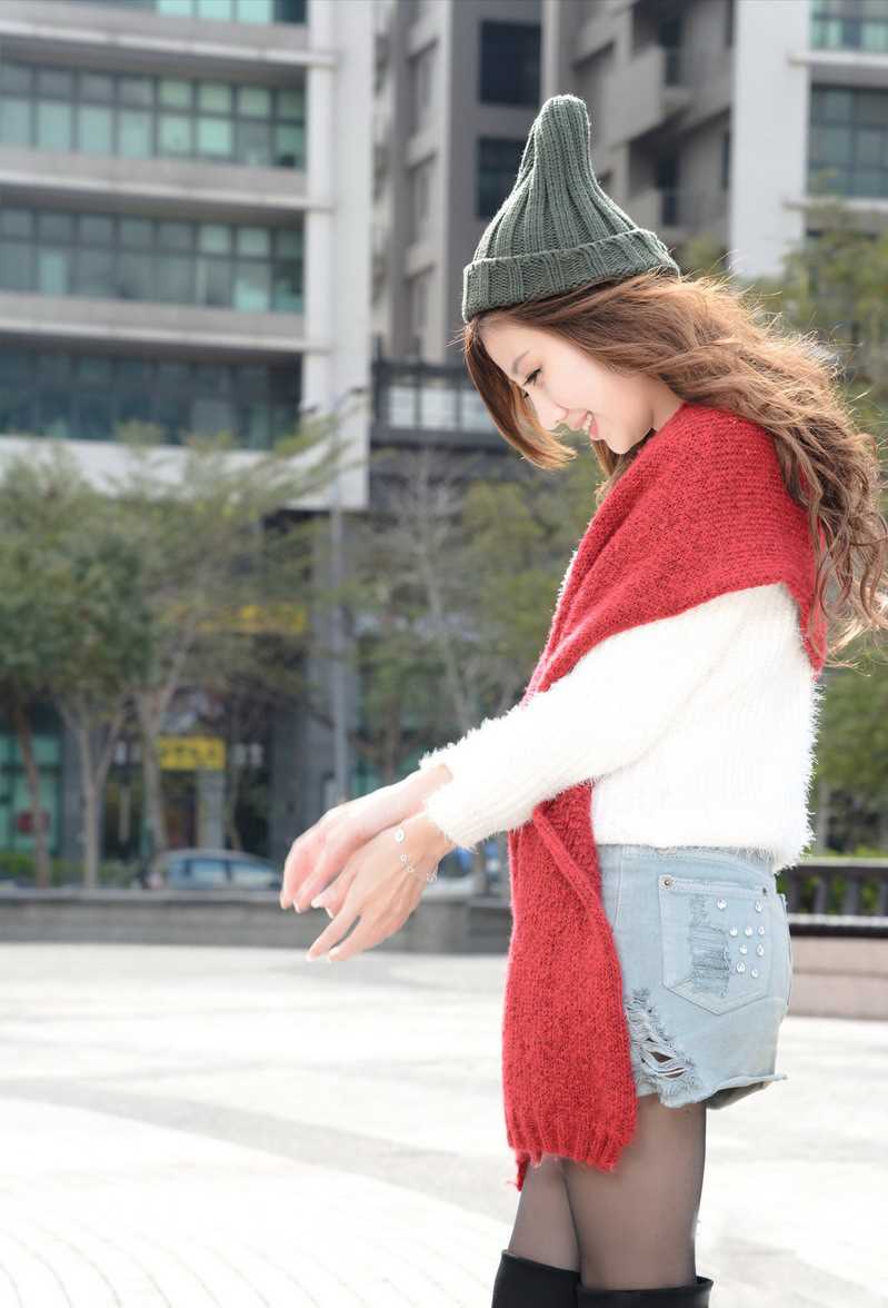 最全清纯少女洋洋初秋户外迷人写照壁纸