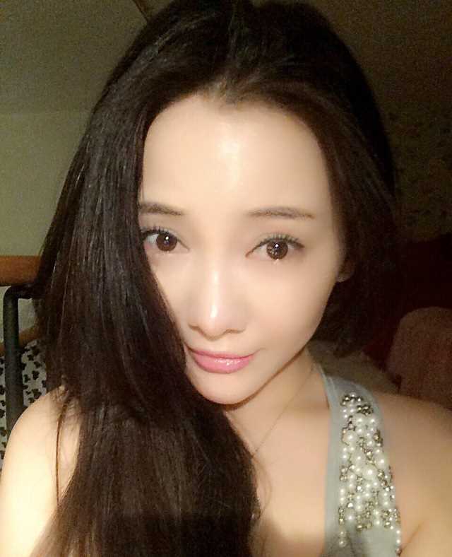最新郭芮溪清纯迷人照壁纸