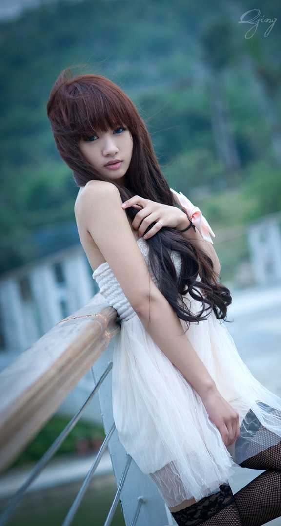 最新清纯少女户外唯美大图图集