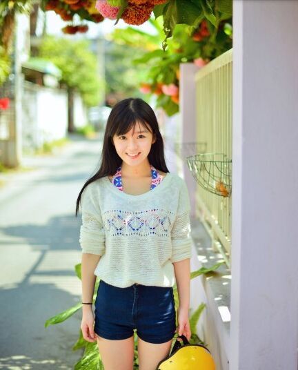 最全平面模特宋伊人清纯大片壁纸