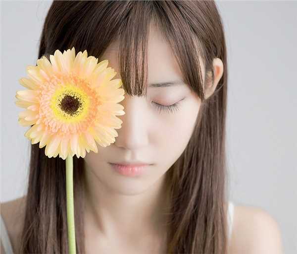 最新清纯可爱萌妹子唯美大图壁纸