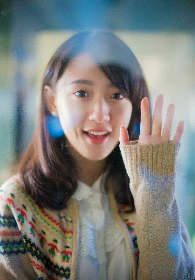 最全火车上邂逅清纯美女图集壁纸