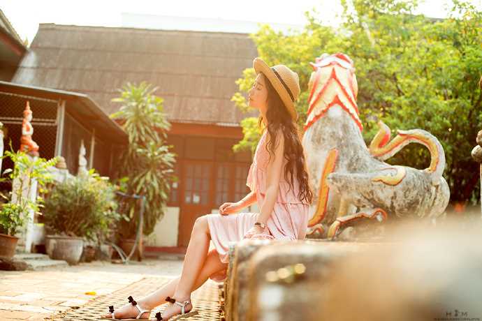 优质清纯重庆美女户外小清新图片图片