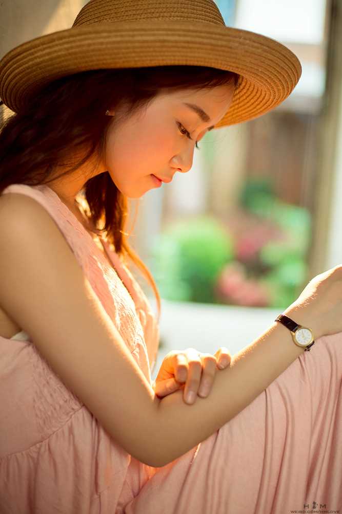 优质清纯重庆美女户外小清新图片图片