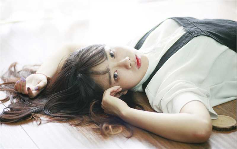 最全清纯长发美眉高清写照相册