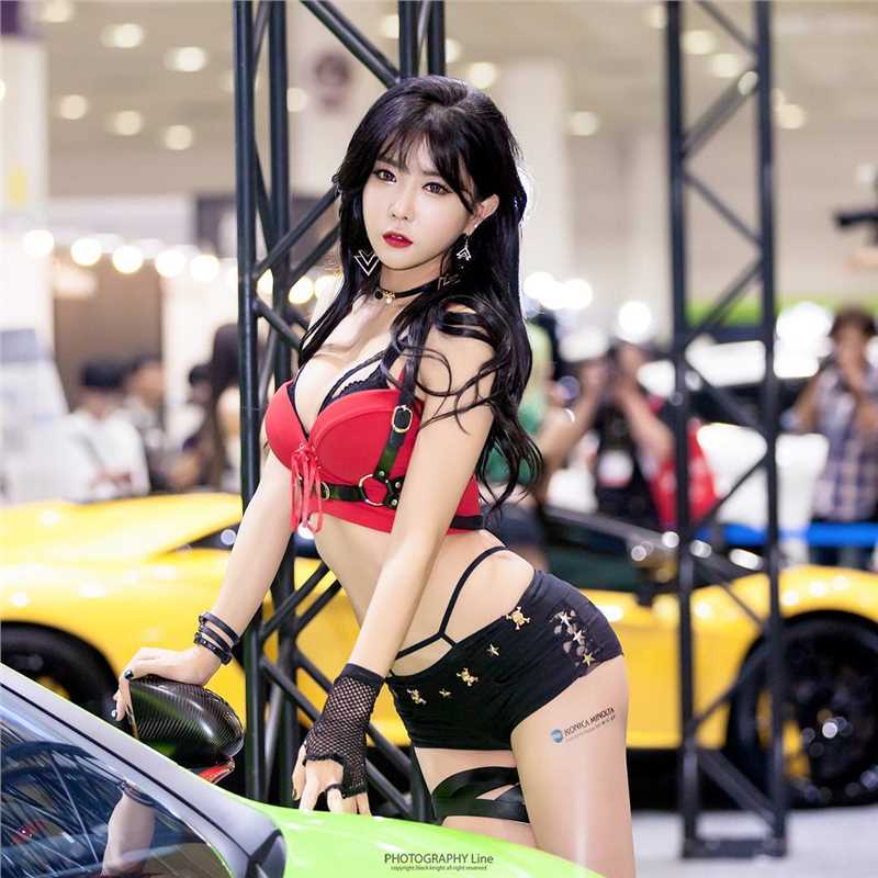 特别专辑韩国美女车模许允美高清美图照图片