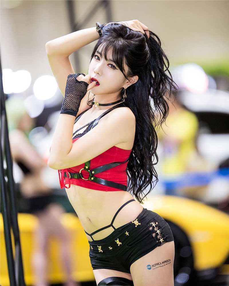 特别专辑韩国美女车模许允美高清美图照图片
