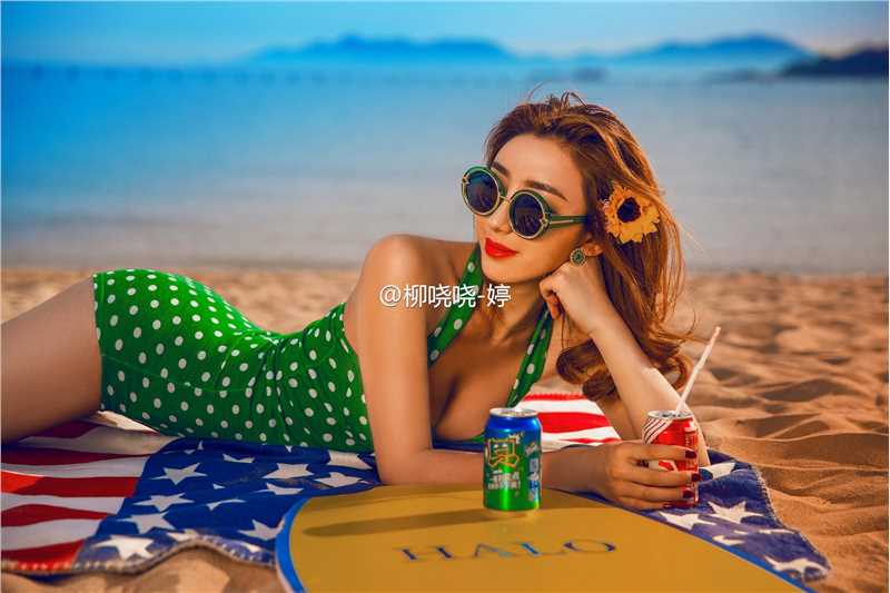 高清长腿美女车模柳小婷微博私拍图集图集