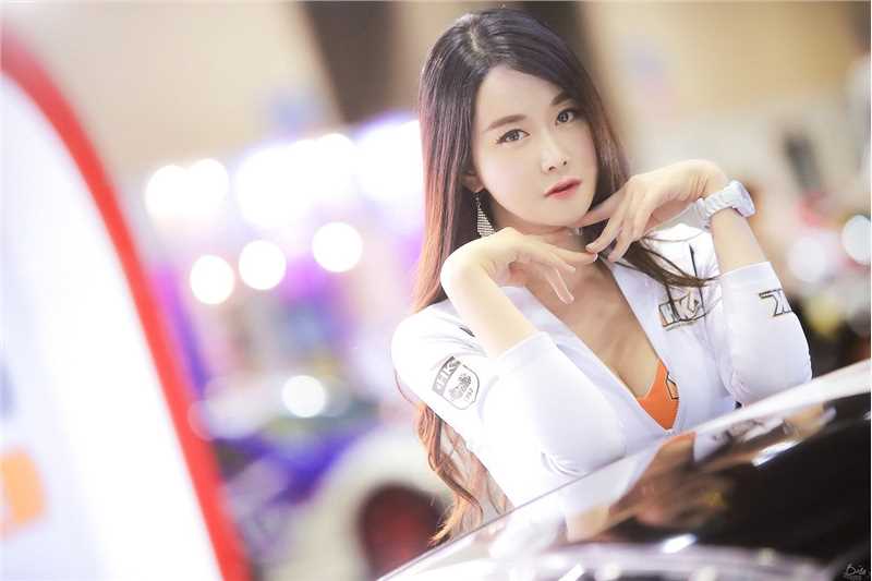最全韩国美女车模殷夏荣美腿诱惑写真壁纸
