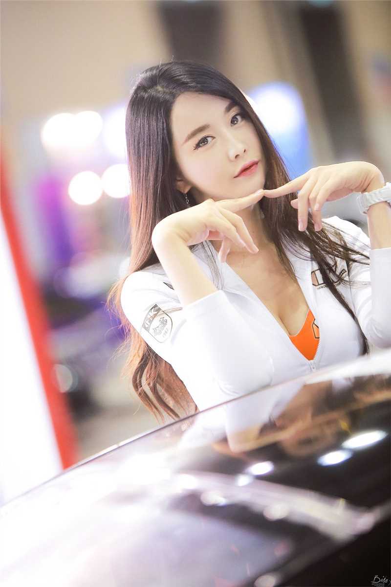 最全韩国美女车模殷夏荣美腿诱惑写真壁纸