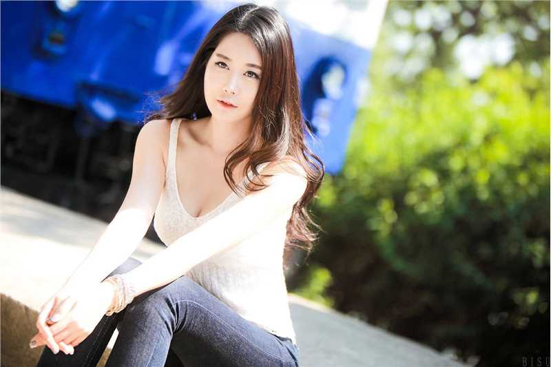 最新韩国美女车模殷夏荣私拍图片大全壁纸