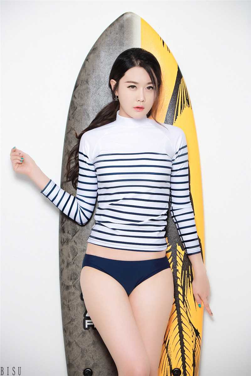 最新韩国美女车模殷夏荣私拍图片大全壁纸