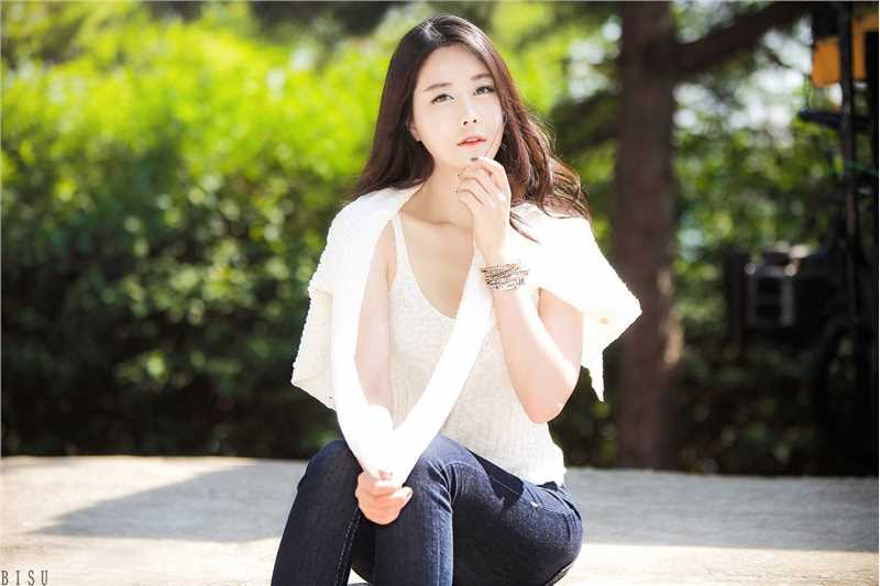 最新韩国美女车模殷夏荣私拍图片大全壁纸