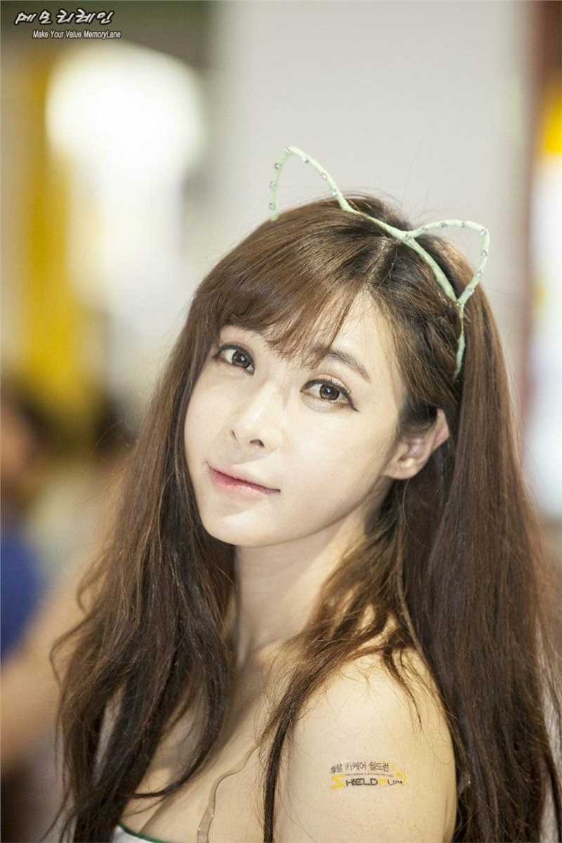 精选韩国车模美女赵世熙摄影图片图册