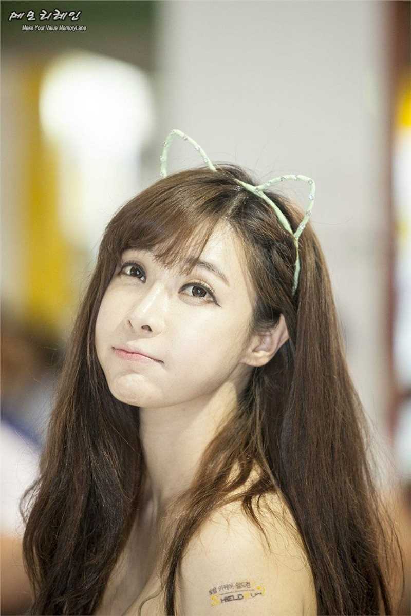 精选韩国车模美女赵世熙摄影图片图册