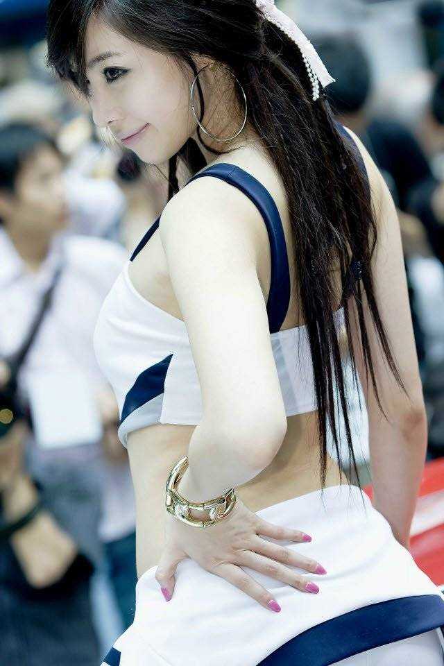 精选韩国车模美女赵世熙摄影图片图册