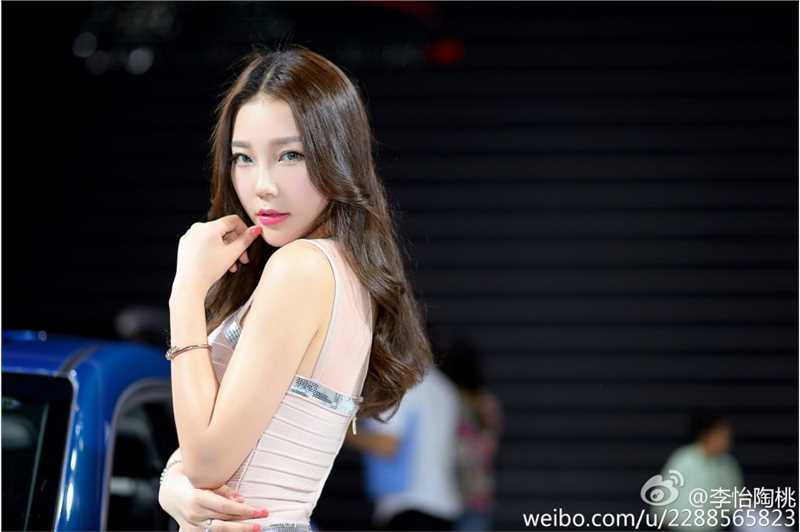 最新车模大美女李怡陶桃车展摄影图片壁纸