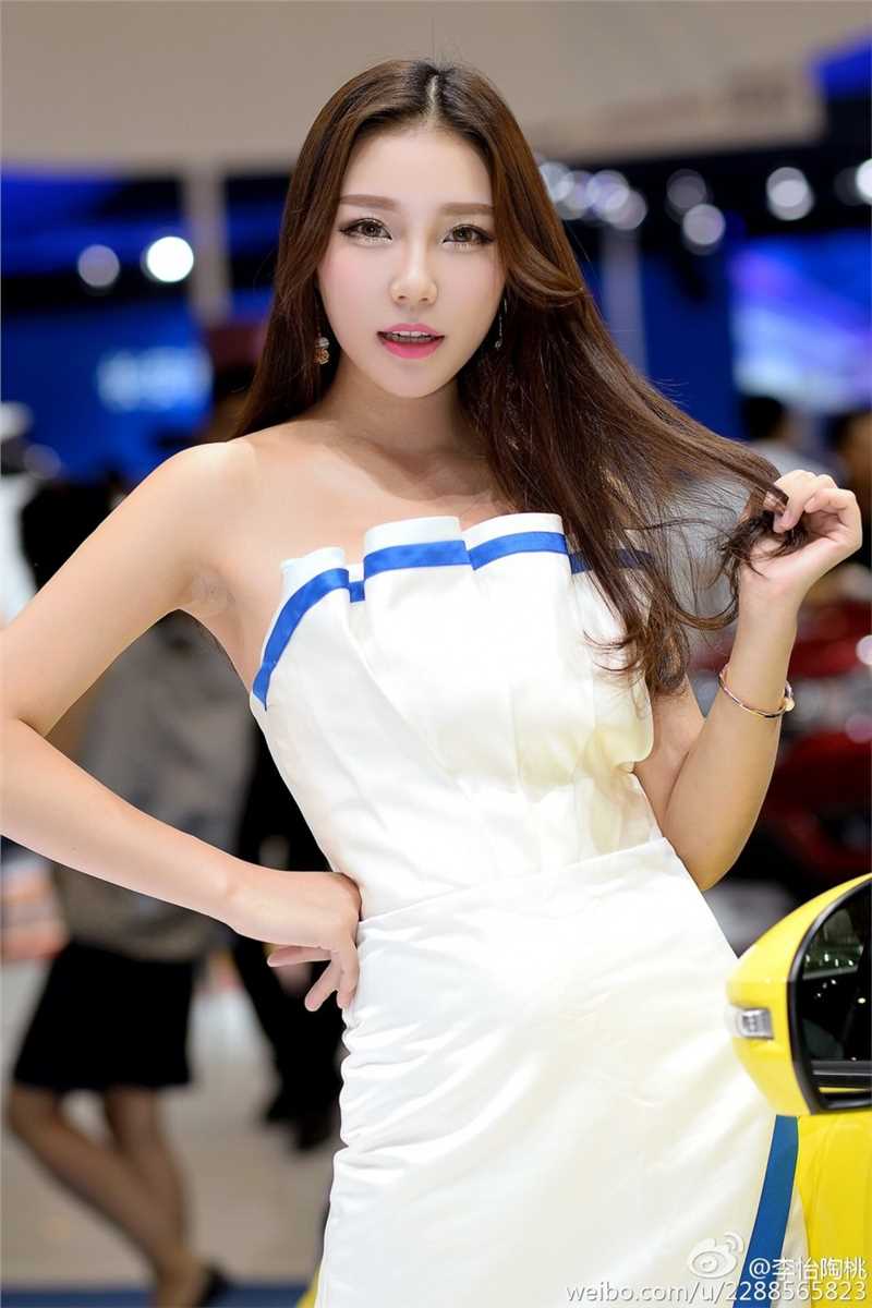 最新车模大美女李怡陶桃车展摄影图片壁纸