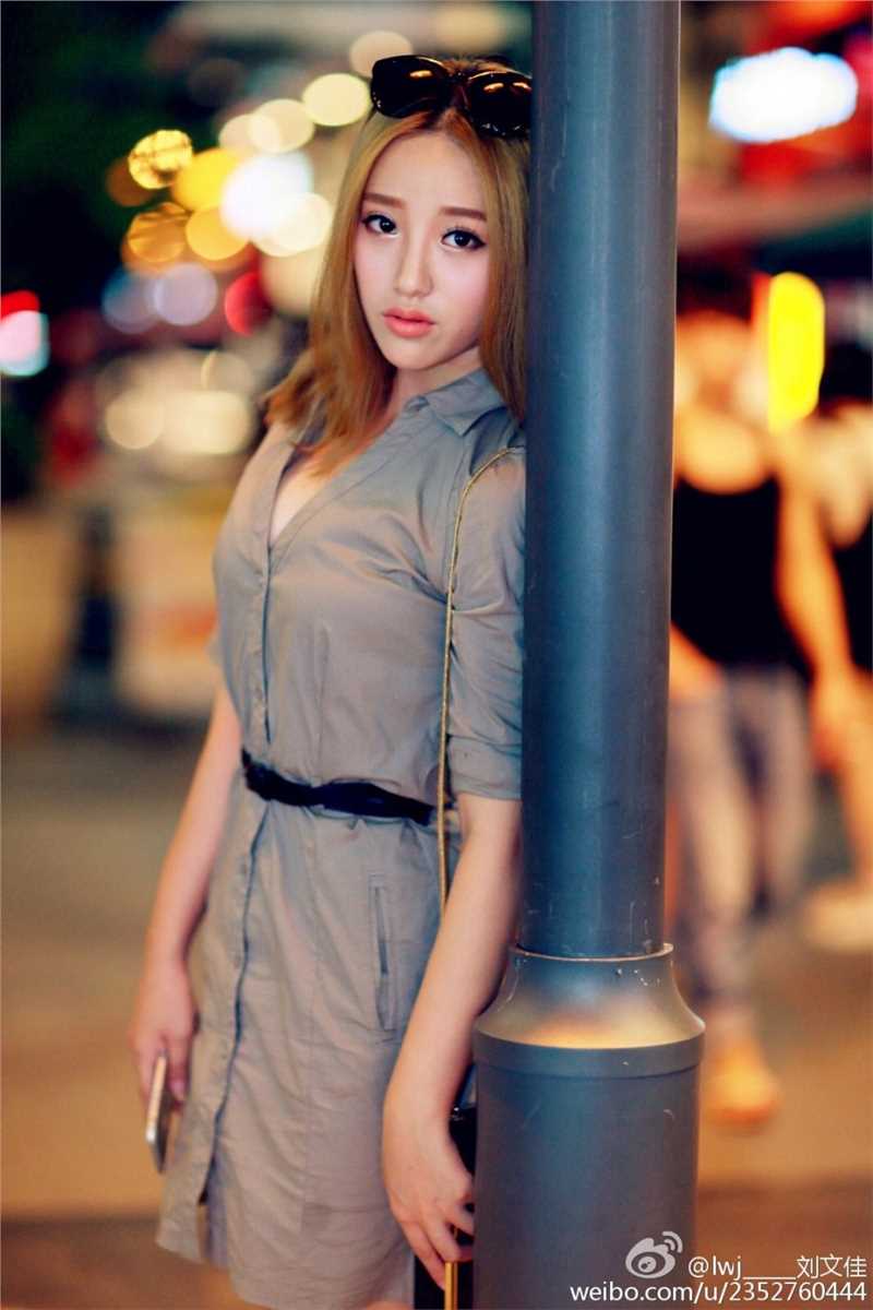 最新美女车模特刘文佳车展摄影图片壁纸