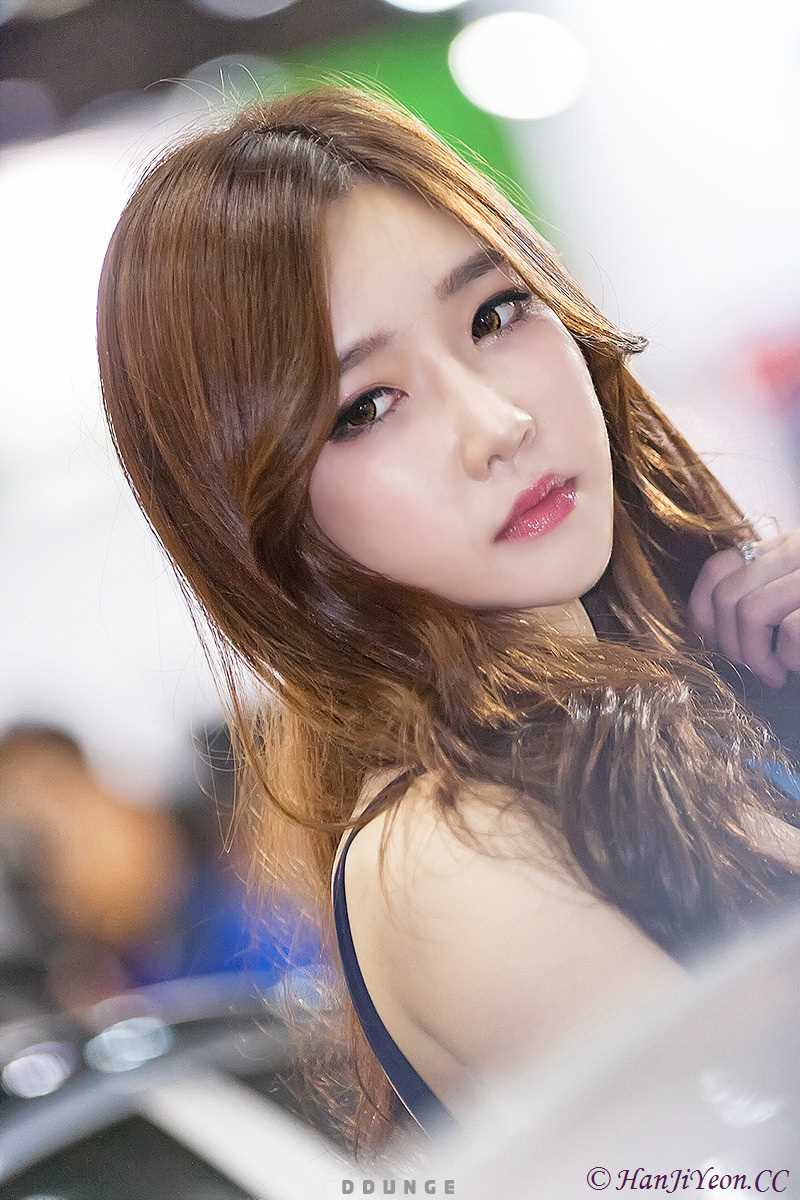 特别专辑韩国甜美车模李花莉妩媚性感写真图片