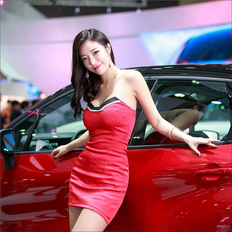 精选韩国靓丽车模性感红裙车展图册