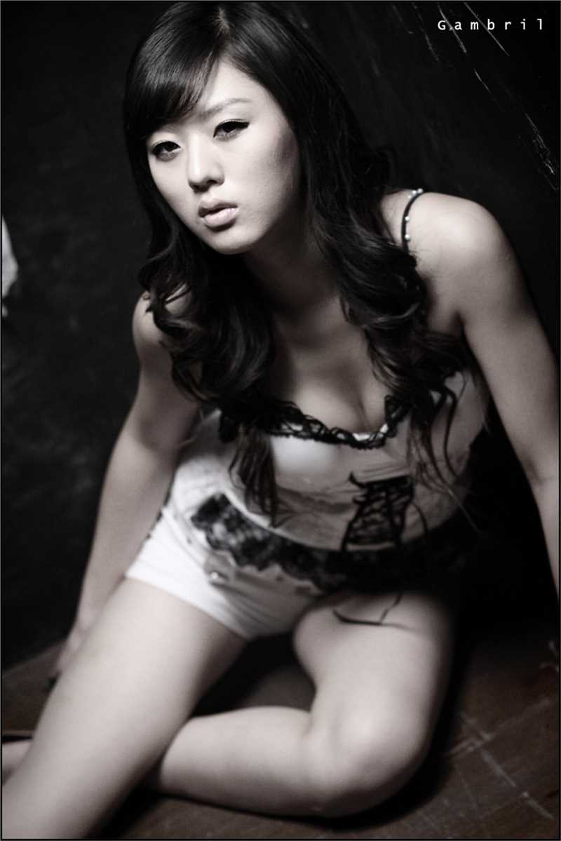 最全韩国车模黄美姬车展性感照相册