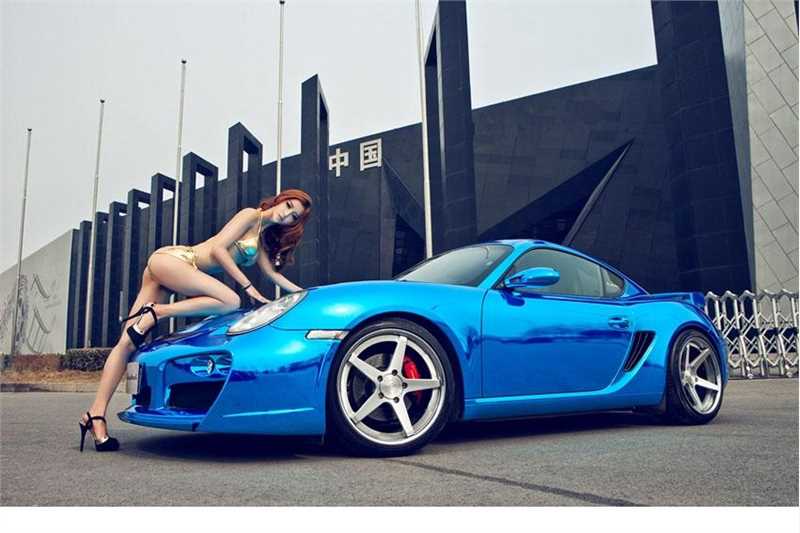 特别专辑比基尼车模李颖芝性感照图片