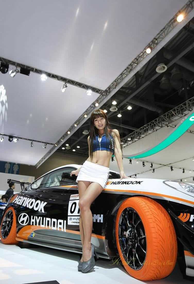 优质韩国性感车模车展迷人相册