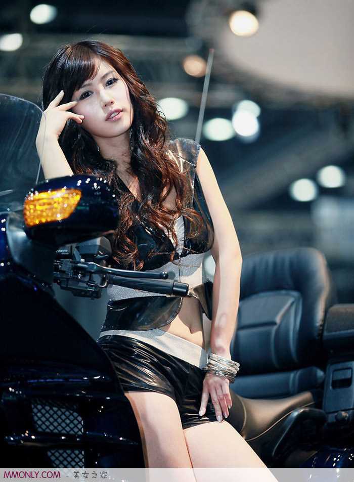 最全性感韩国车模宋智娜私房高清相册