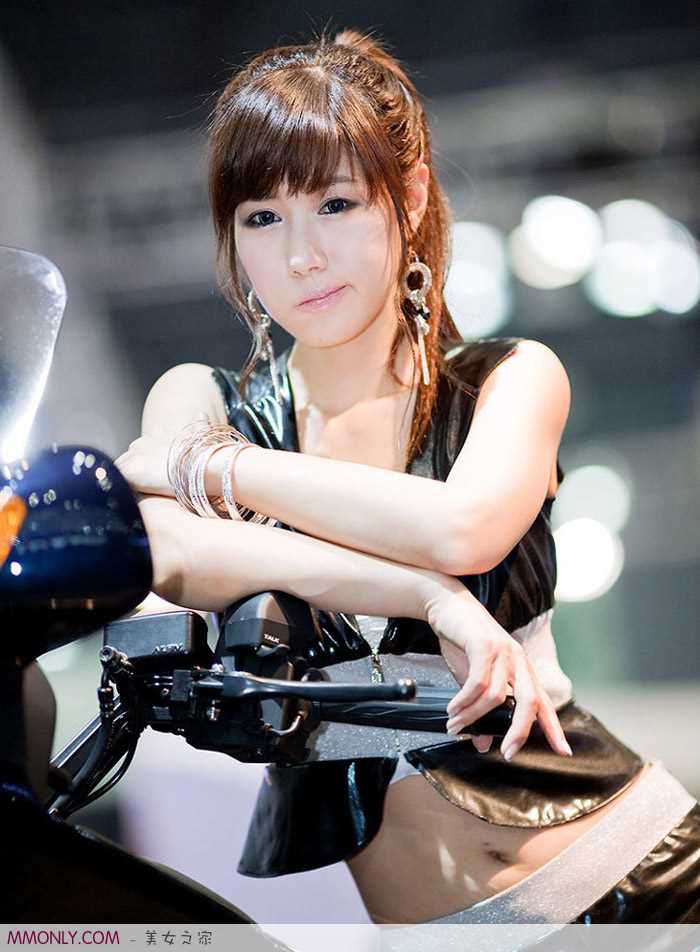 最全性感韩国车模宋智娜私房高清相册