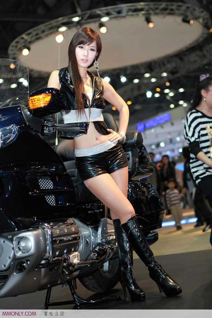 最全性感韩国车模宋智娜私房高清相册