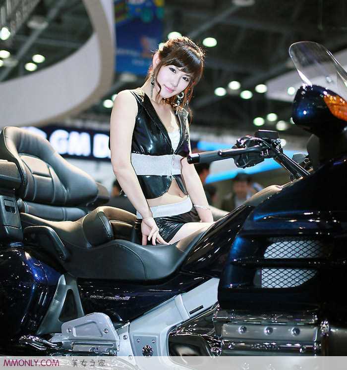 最全性感韩国车模宋智娜私房高清相册
