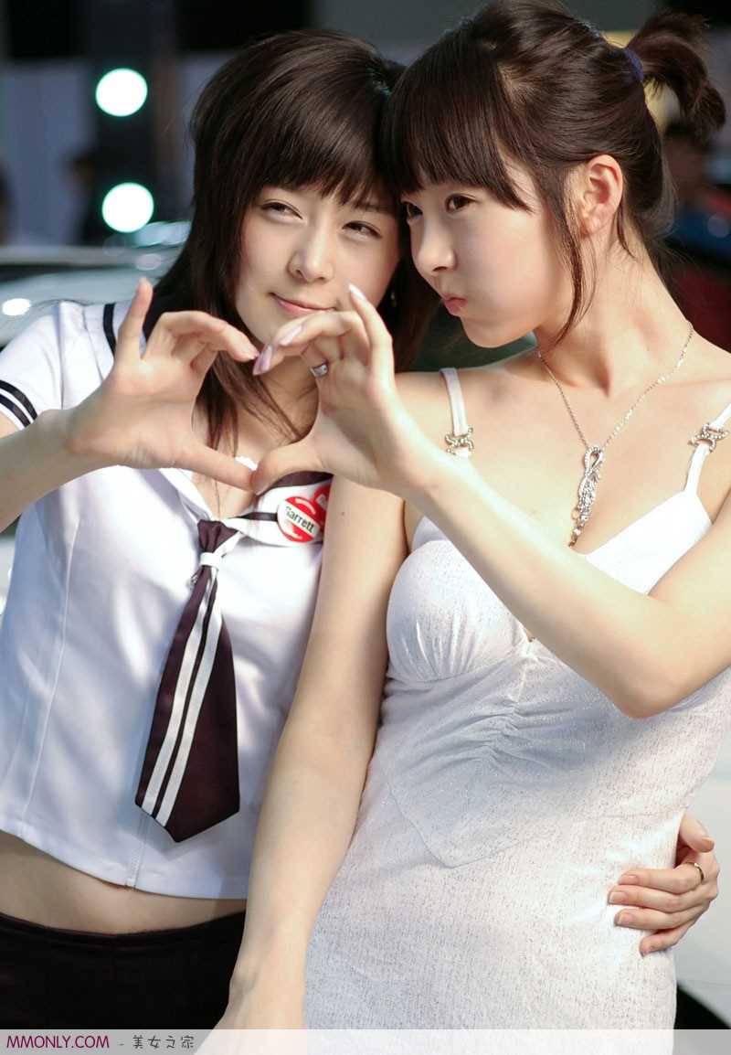 最新韩国车模韩敏智短裙可爱迷人壁纸