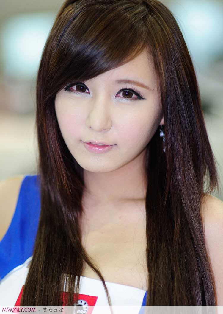 优质韩国车模柳智惠车展可爱高清相册