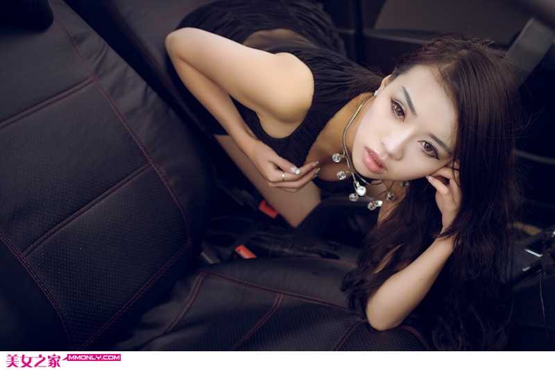 特别专辑车模Aveo性感酥胸迷人