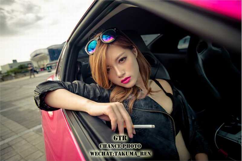 精选性感极品车模高清诱惑图册