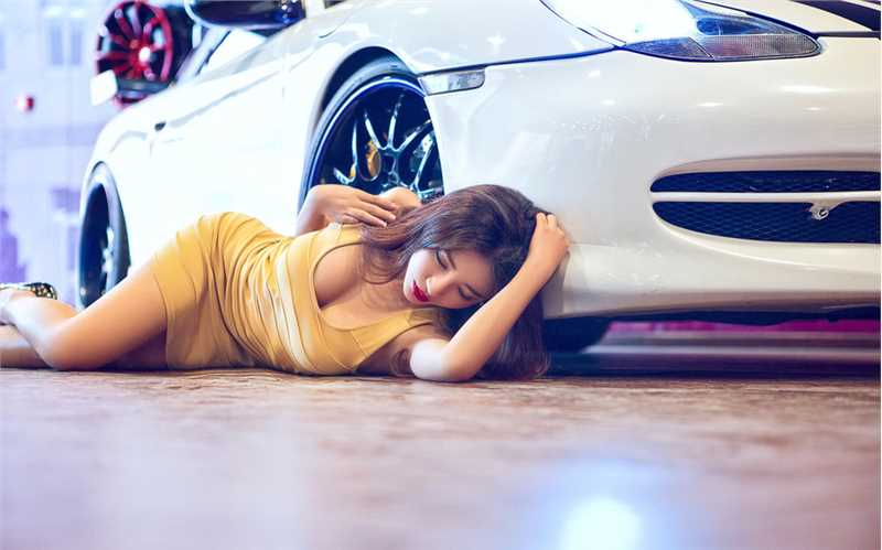 最全性感车模美女妩媚诱人相册