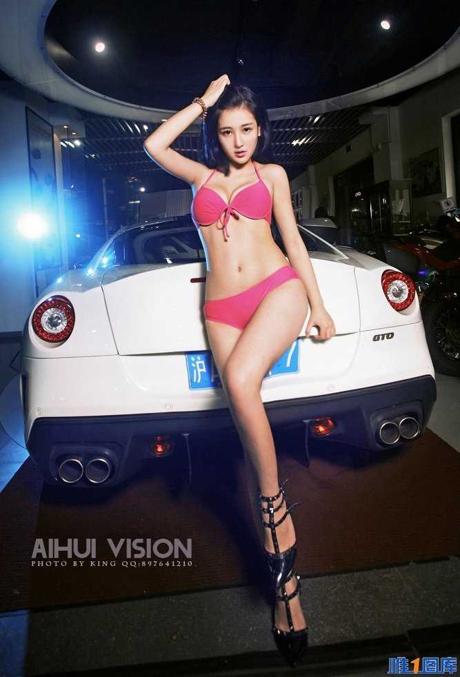 特别专辑北京性感车模比基尼高清图片