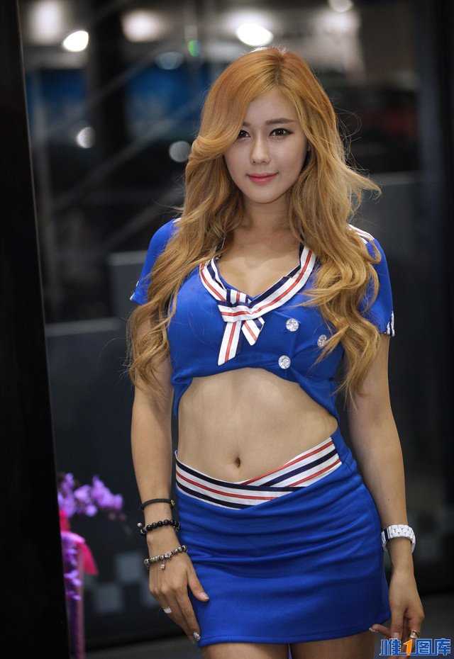 最全韩国电眼车模车展秀傲人身材高清图相册