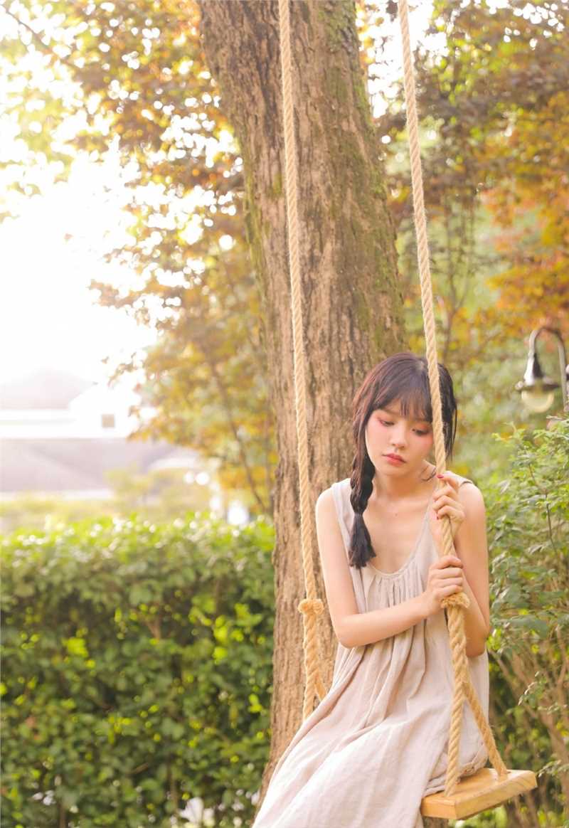 特别专辑甜美女孩小雪又嫩又紧的娇躯青涩撩人美女图图片