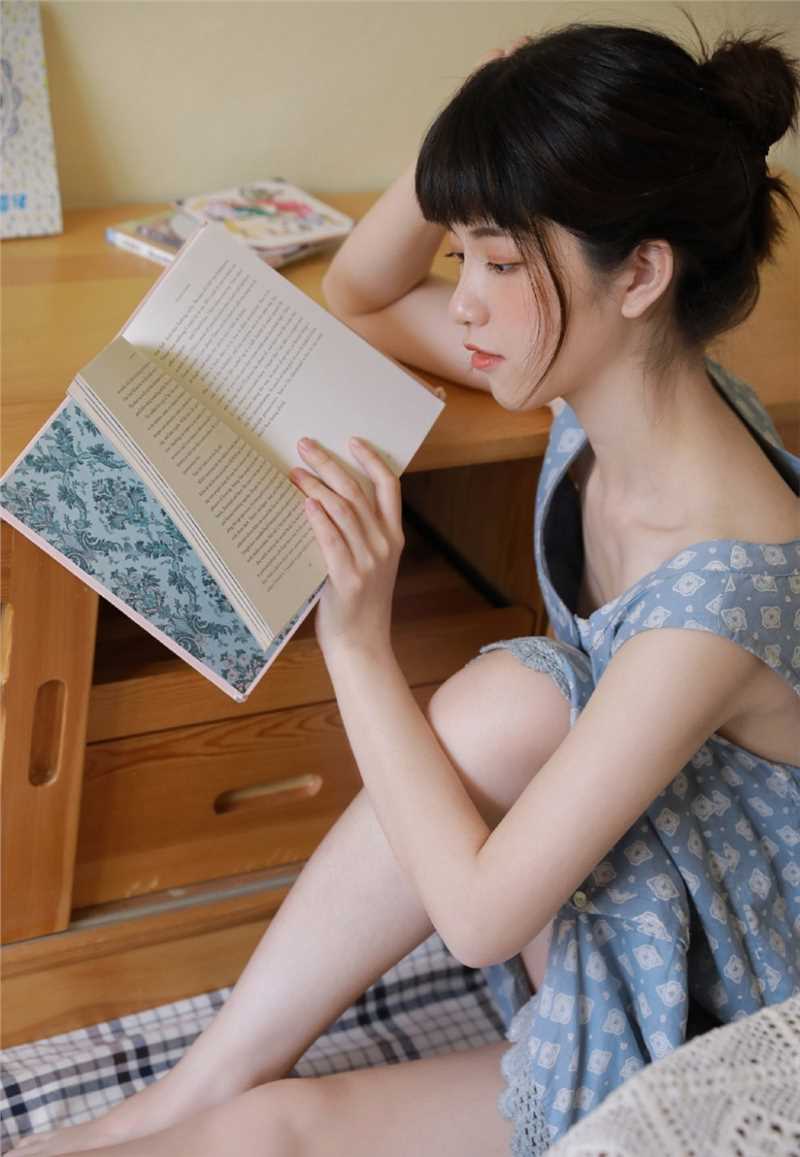 高清淡雅脱俗小清新美少女青涩稚嫩大长腿睡衣动人甜美女孩图集