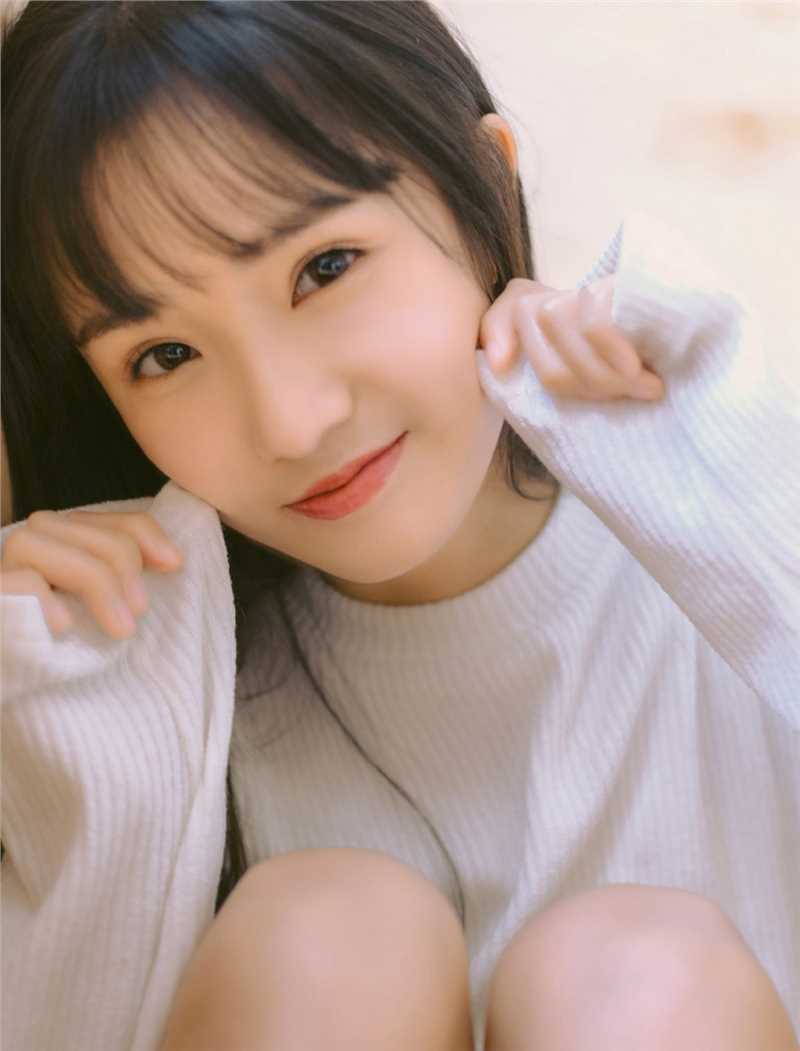 最新90后少女真空无内惹火惊艳甜美女孩壁纸