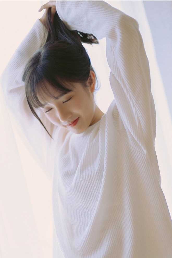 最新90后少女真空无内惹火惊艳甜美女孩壁纸