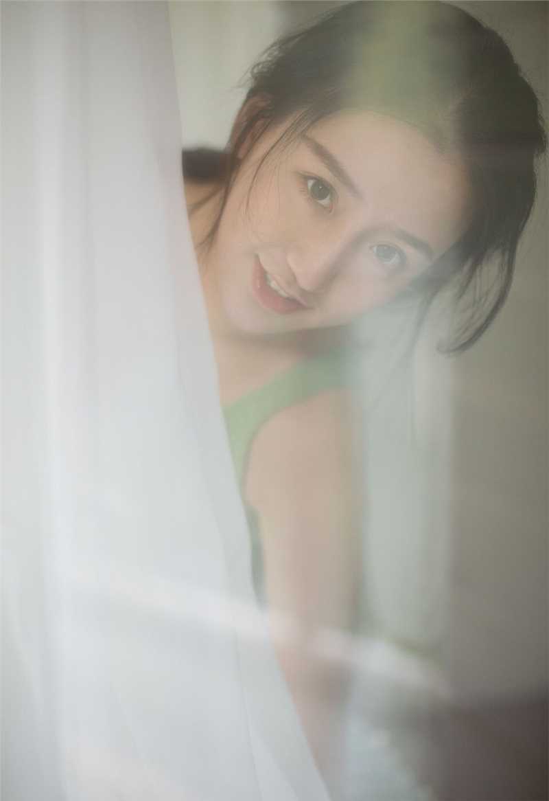 优质甜美女孩素人少女私房迷人笑容清纯图片