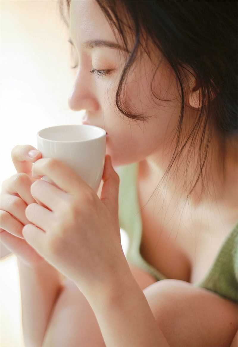 优质甜美女孩素人少女私房迷人笑容清纯图片