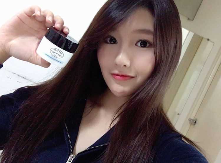 香港美女黄乐乐私房照甜美迷人