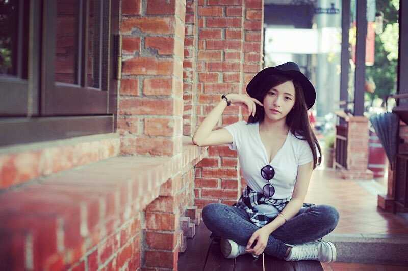 高清台湾美女萧卉君甜美照笑容迷人图集