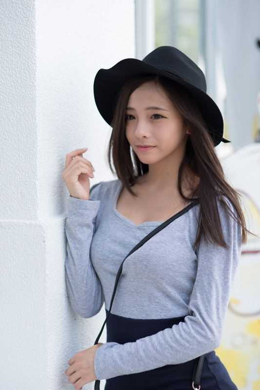 高清台湾美女萧卉君甜美照笑容迷人图集