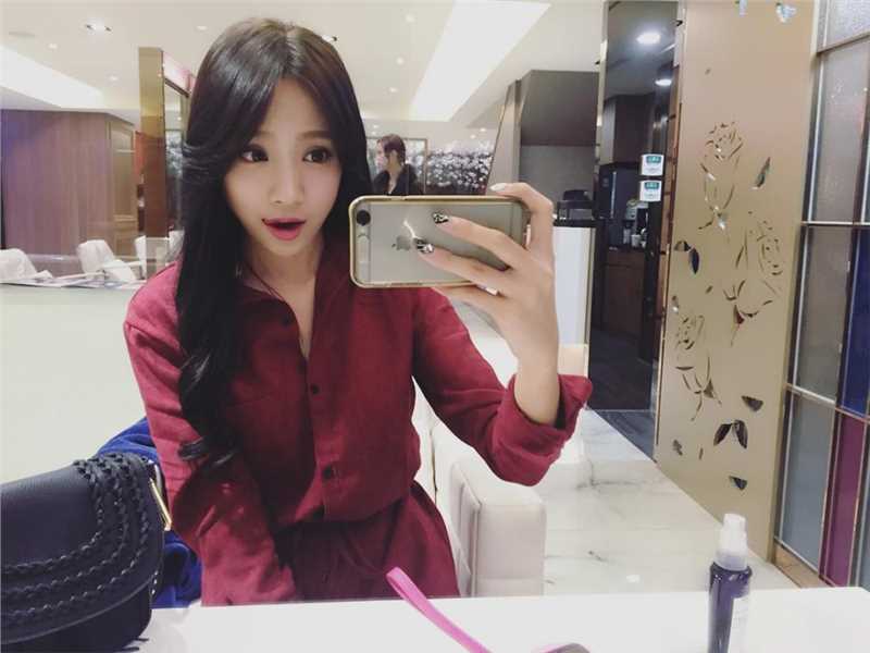 精选台湾美女罗依璇生活照甜美十足图册